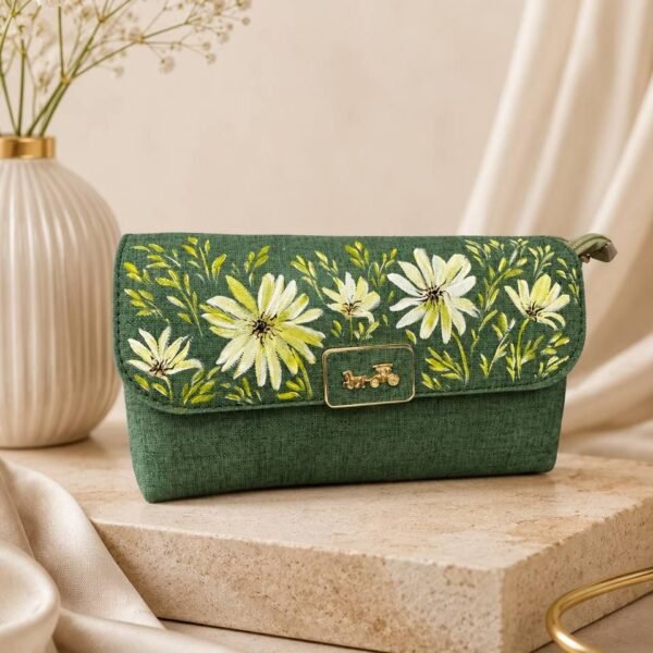Meadow Bloom Clutch